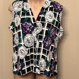 Ladies sleeveless top